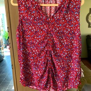 Sleeveless red shirt